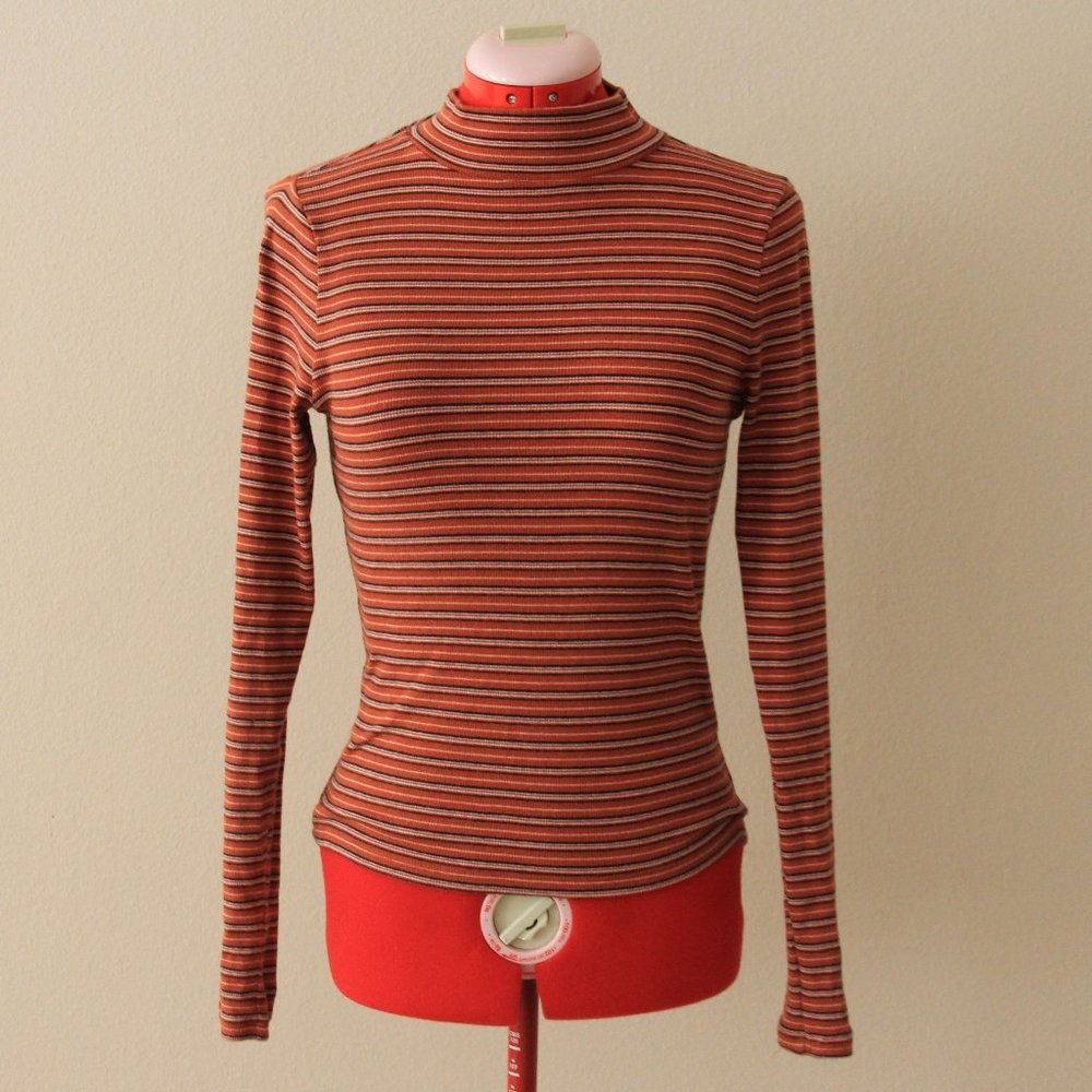 orange, stripped, long sleeved hollister top